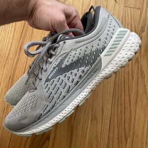 Brooks Gray Adrenaline 21 Athletic Shoes Women's US 8B UK 6 EU 39 - 900